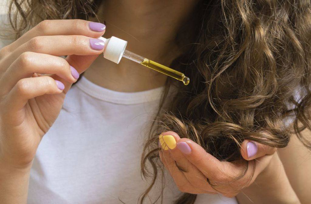 masque à base d'huile pour cheveux